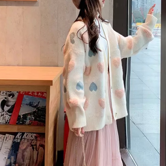 💖HP💙 Sweater cardigan heart sweater cute button down - Picture 7 of 7